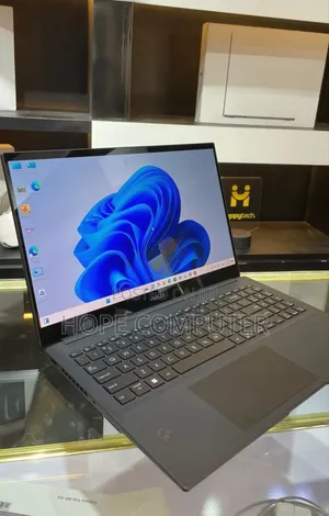 New Laptop Asus VivoBook 15 X505BA 16GB Intel Core I9 SSD 1T