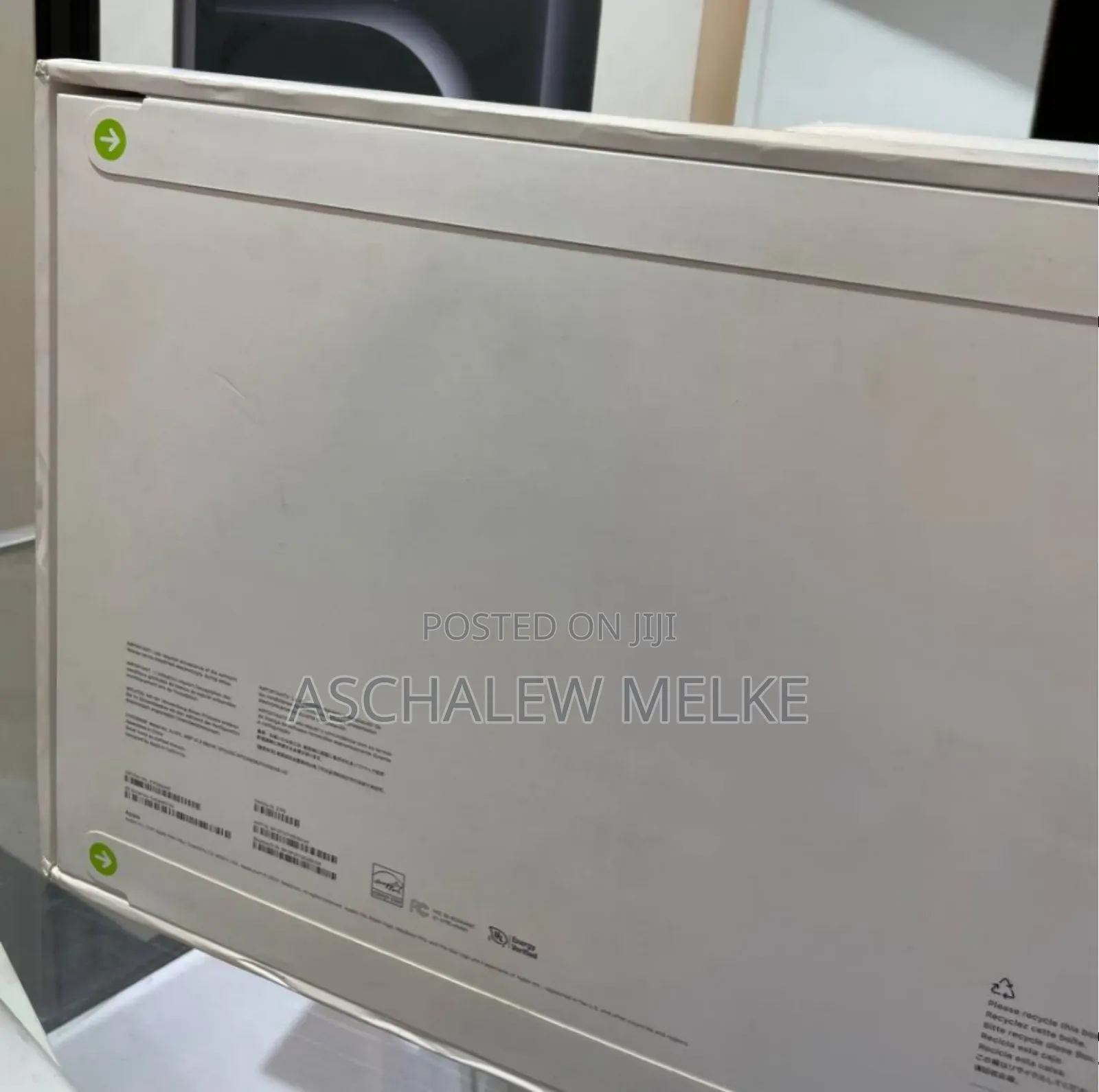 New Apple MacBook Pro 2024 M4 14-Inch 16GB Apple M4 Pro SSD 512GB