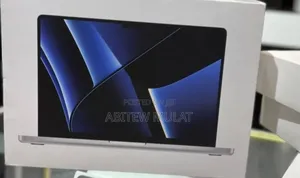 New Laptop Apple MacBook Pro 2023 M2 16GB Apple M2 SSD 1T