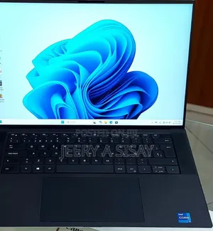 Photo - New Laptop Dell XPS 15 16GB Intel Core I7 SSD 1T