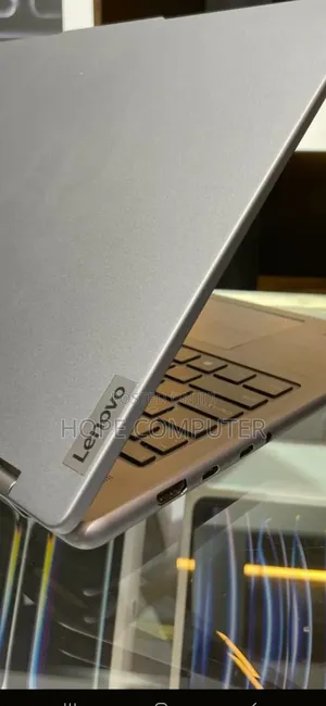 New Laptop Lenovo Yoga 3 8GB AMD Ryzen 5 SSD 512GB