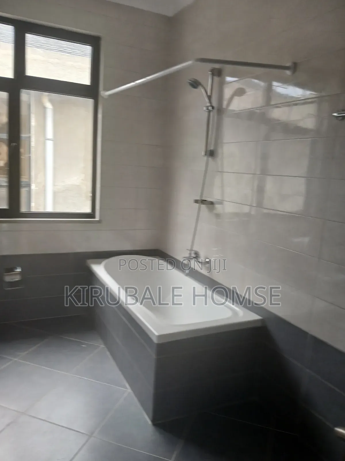 7bdrm Villa in Bole for sale