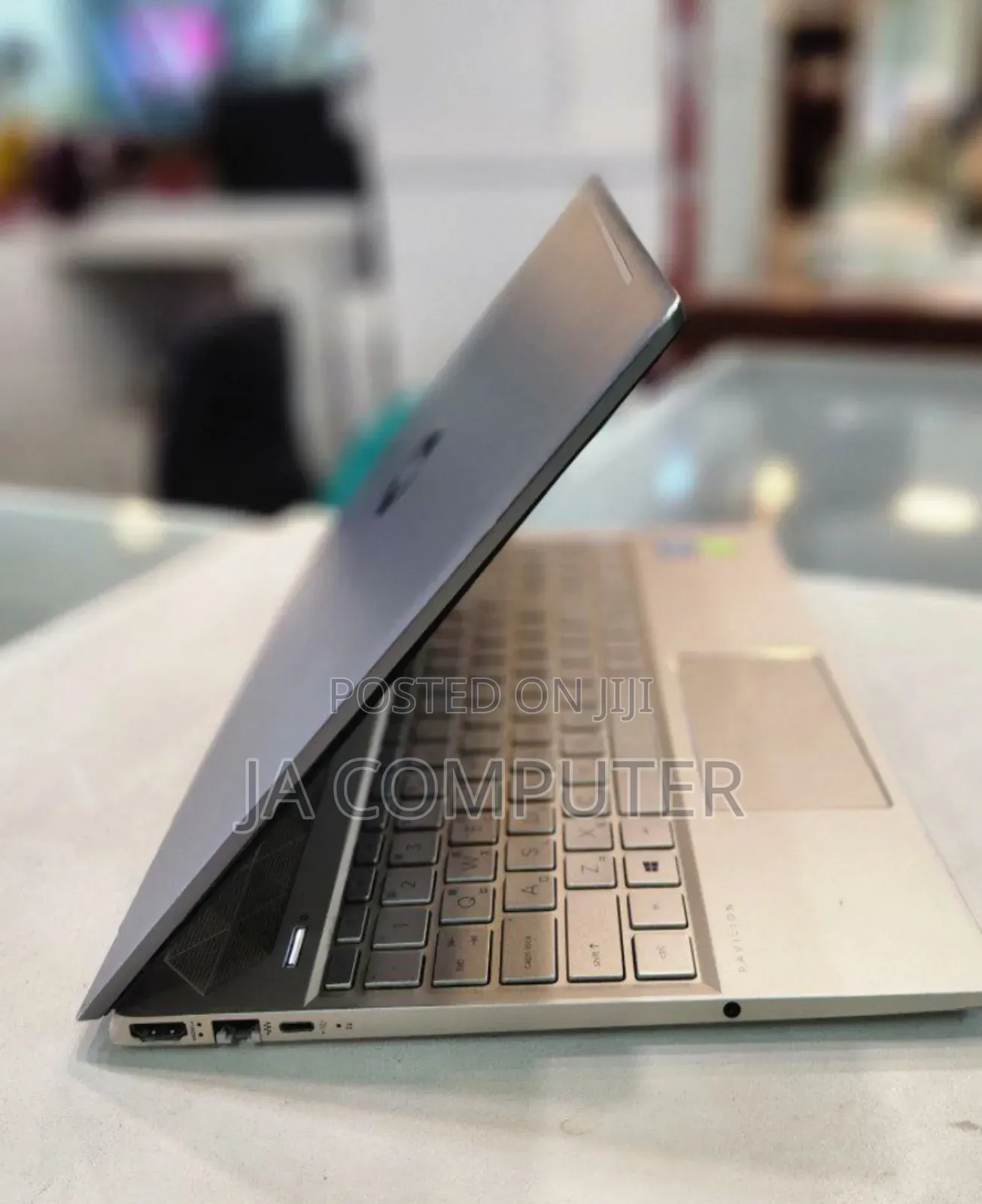 New Laptop HP Pavilion 15 8GB Intel Core I7 SSD 512GB