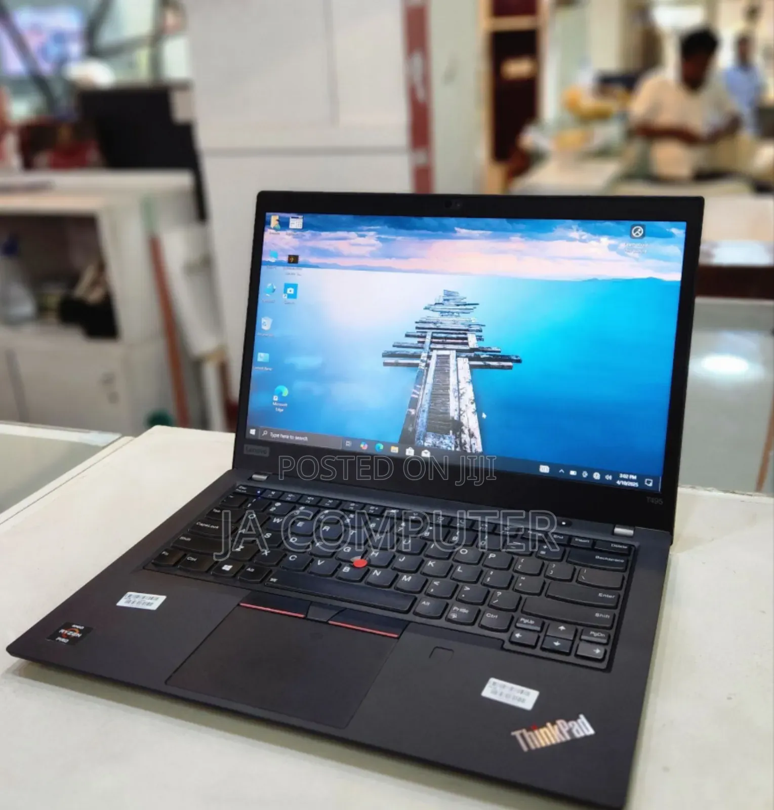 New Laptop Lenovo ThinkPad T495s 16GB AMD Ryzen 5 SSD 512GB