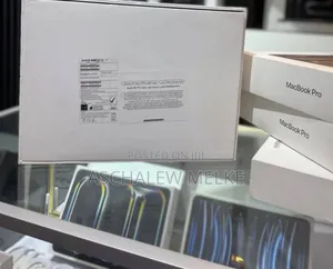 New Laptop Apple MacBook Pro 2021 M1 16GB Apple M1 Pro SSD 512GB