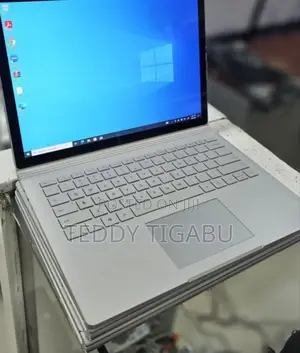 Photo - New Laptop Microsoft Surface Book 3 16GB Intel Core I7 SSD 256GB