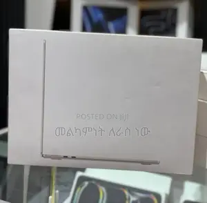 Photo - New Laptop Apple MacBook Air 8GB Apple M4 SSD 256GB