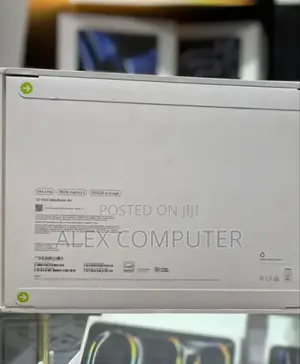 New Laptop Apple MacBook Air 8GB Apple M4 SSD 256GB