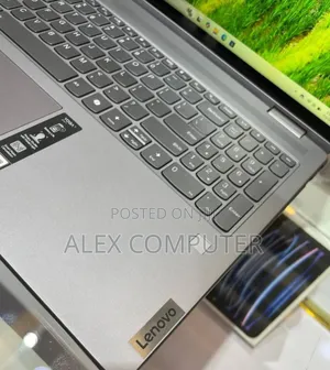 New Laptop Lenovo Yoga 710 8GB AMD Ryzen 5 SSD 512GB