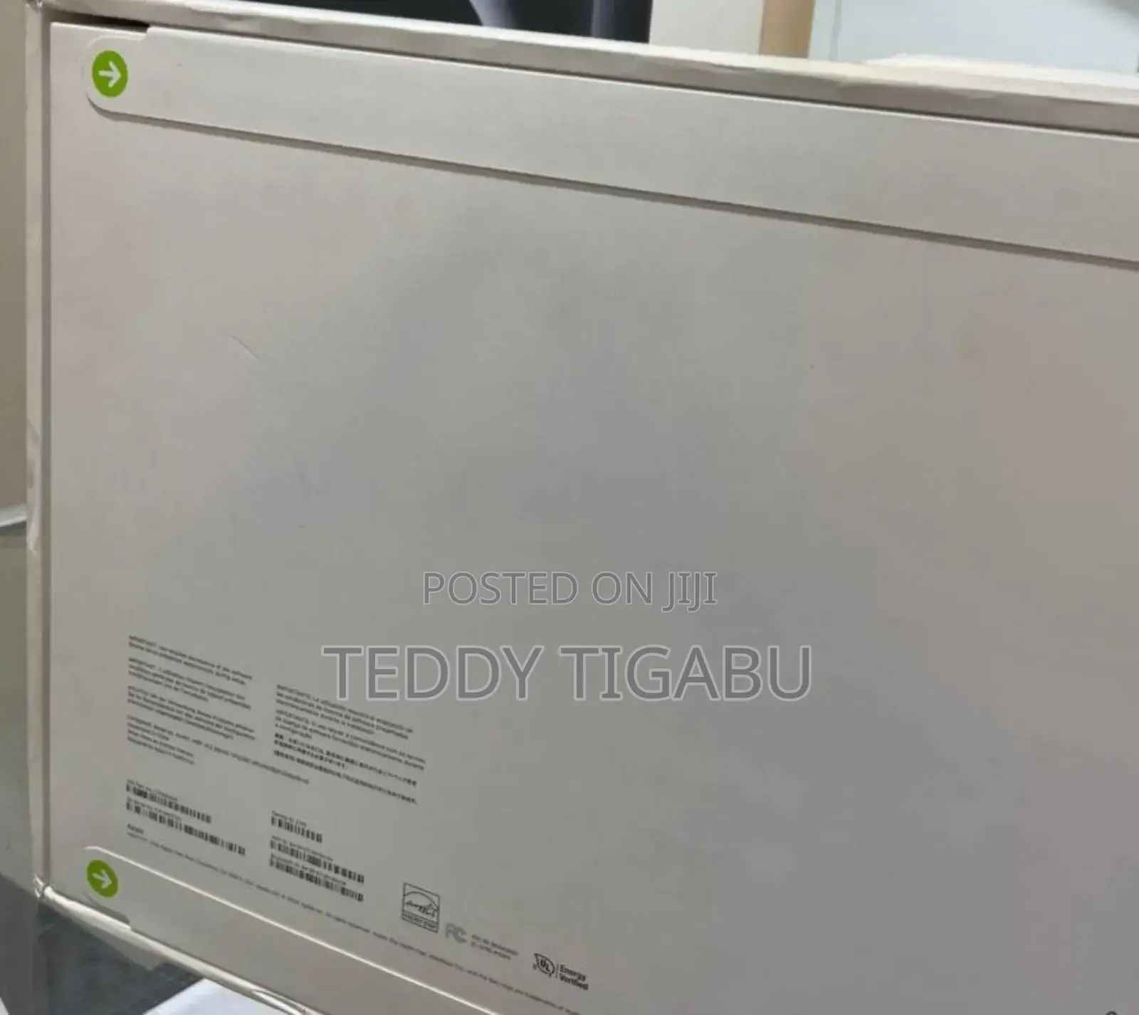 New Laptop Apple MacBook Pro M1 16GB AMD A10 SSD 512GB