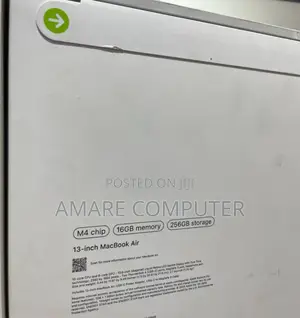 New Laptop Apple MacBook Air 16GB Apple M4 SSD 256GB