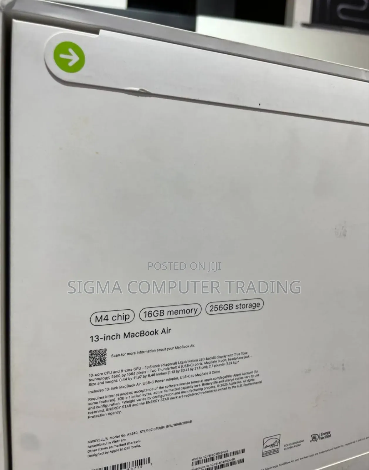 New Laptop Apple MacBook Air 2024 M3 13-Inch 16GB Apple M4 SSD 256GB