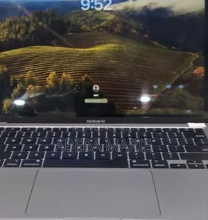 New Laptop Apple MacBook Air 2020 M1 16GB Apple M1 SSD 256GB