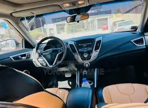 Hyundai Veloster Automatic 2012 Orange