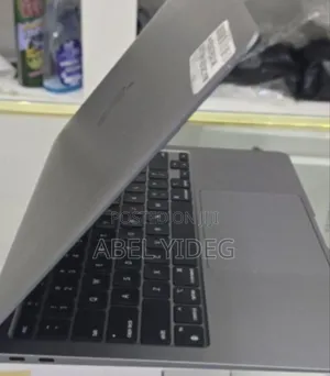 New Laptop Apple MacBook Air 2020 M1 8GB Apple M1 SSD 256GB