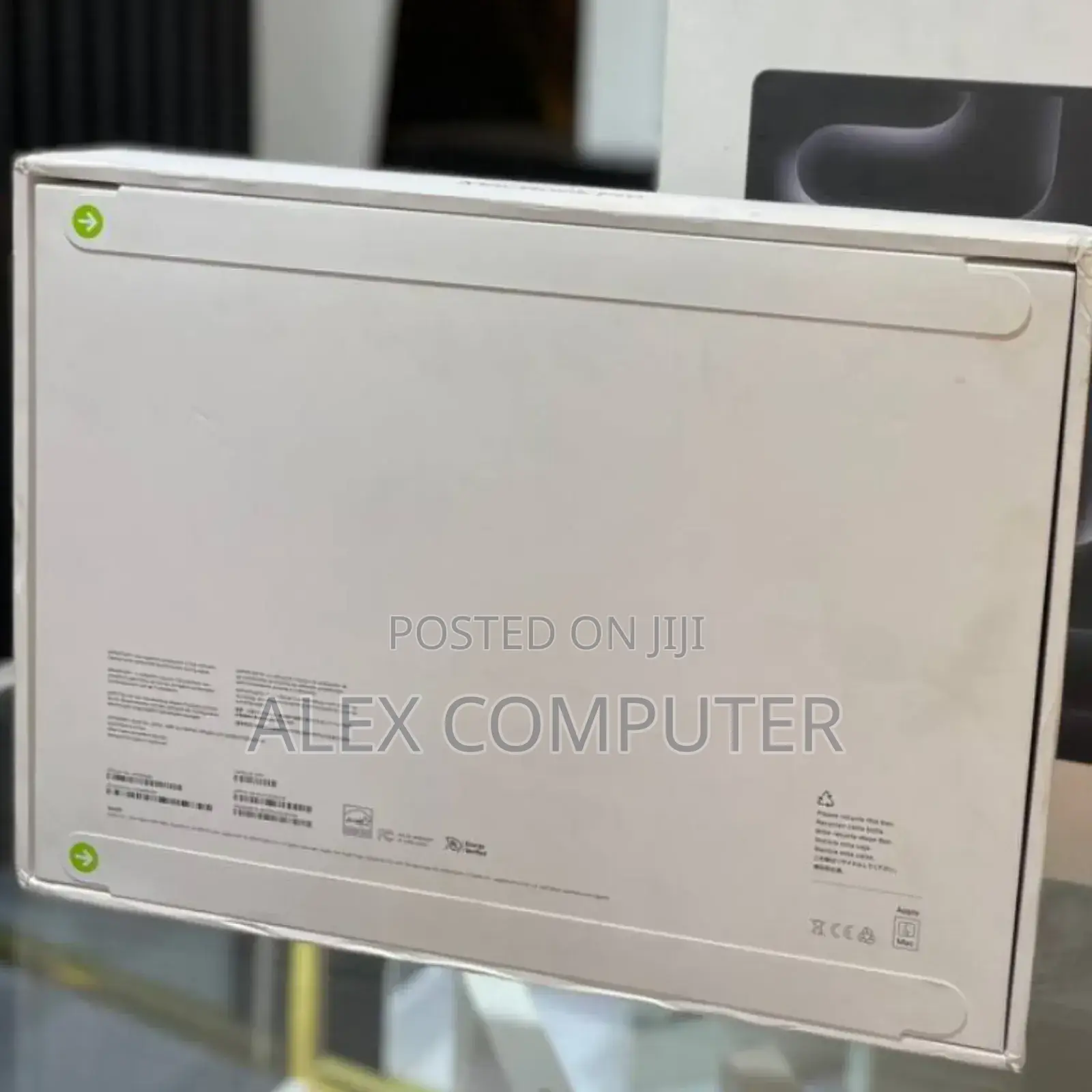 New Apple MacBook Pro 2024 M4 14-Inch 48GB Apple M4 Pro SSD 512GB