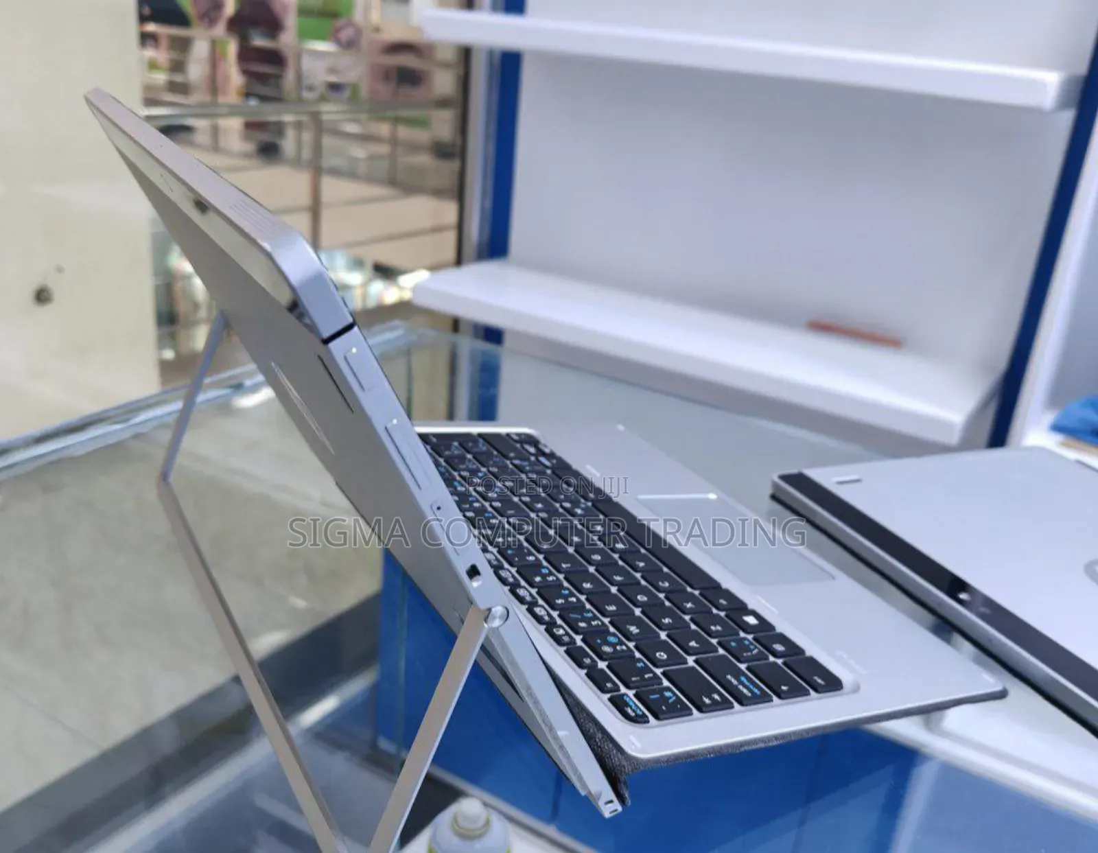 New Laptop HP Elite X2 1013 G4 8GB Intel Core M SSD 256GB