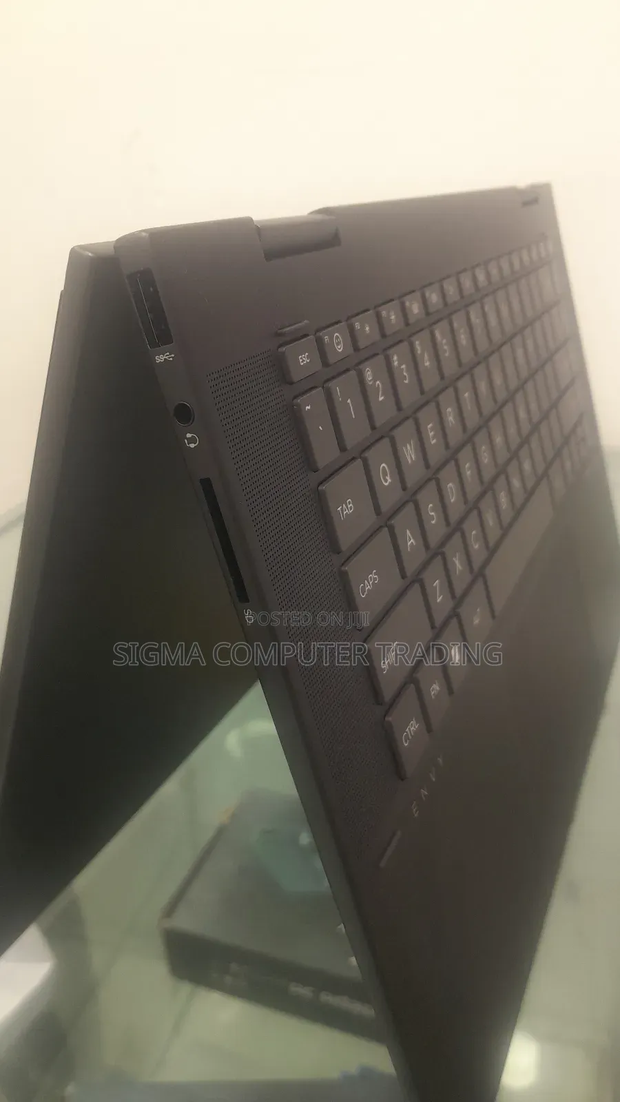 New Laptop HP Envy X360 16GB AMD Ryzen 7 SSD 512GB