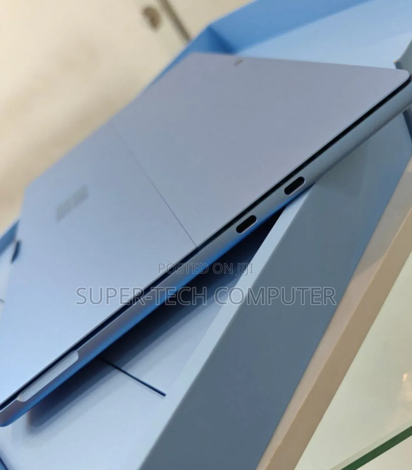 New Microsoft Surface Pro 11th Edition, a Copilot+ PC 16GB SSD 512GB