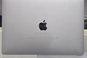 Photo - New Laptop Apple MacBook Air 2020 8GB Intel SSD 256GB