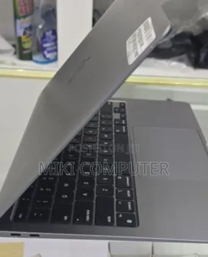 New Laptop Apple MacBook Air 2020 8GB Intel SSD 256GB