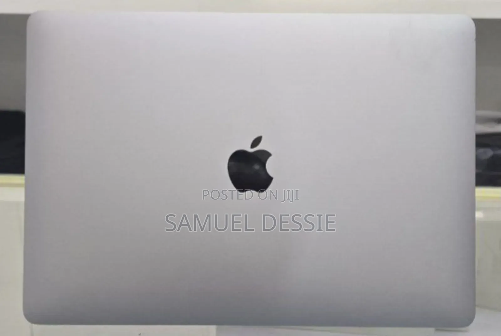 New Laptop Apple MacBook Air 2020 M1 8GB Intel Core I5 SSD 256GB