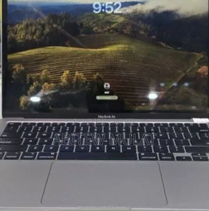 New Laptop Apple MacBook Air 2020 M1 8GB Apple M1 SSD 256GB