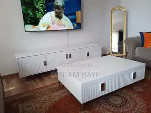 Photo - 1.80 በጥራት የተሰሩ Tv Stande