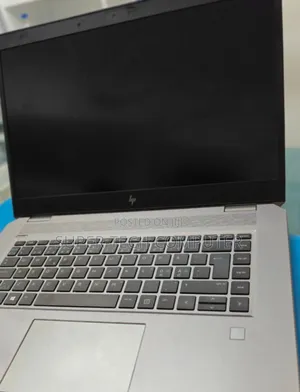 New Laptop HP ZBook Studio G5 16GB Intel Core I7 SSD 512GB