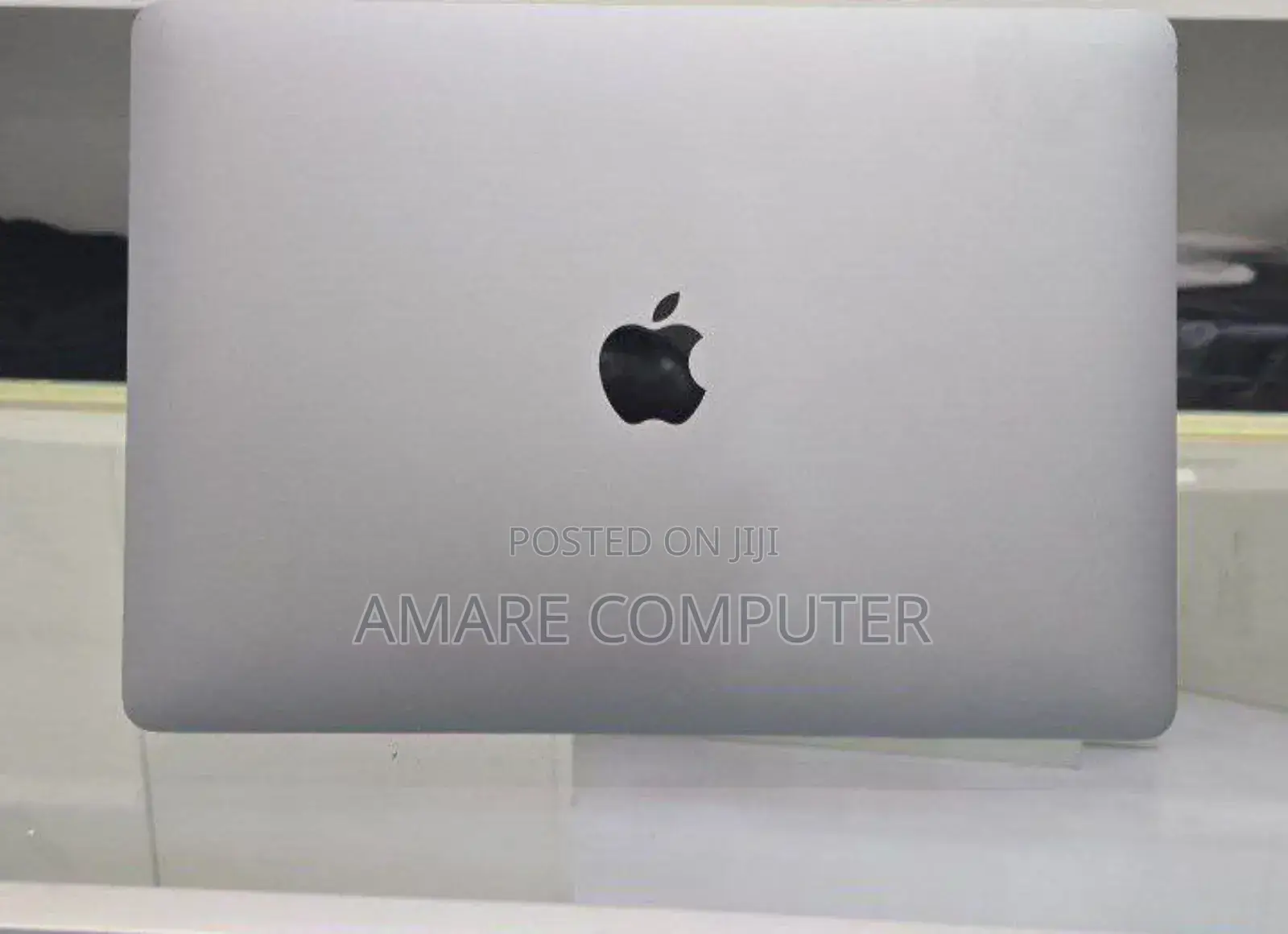 New Laptop Apple MacBook 8GB Apple M1 SSD 256GB