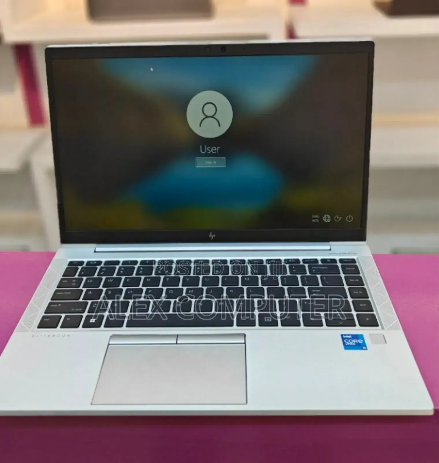 New Laptop HP EliteBook 840 G8 16GB Intel Core I5 SSD 512GB
