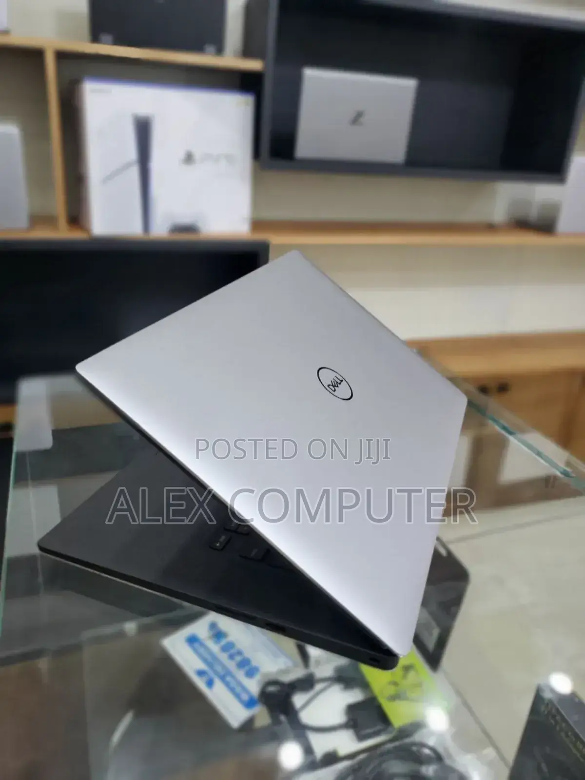 New Laptop Dell Precision 5540 32GB Intel Core I7 SSD 512GB