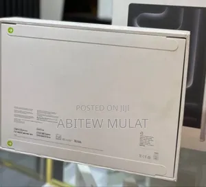 New Laptop Apple MacBook Pro 2024 M4 14-Inch 48GB Apple M4 SSD 512GB