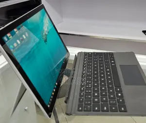 New Laptop Microsoft Surface 8GB Intel Core I5 SSD 256GB