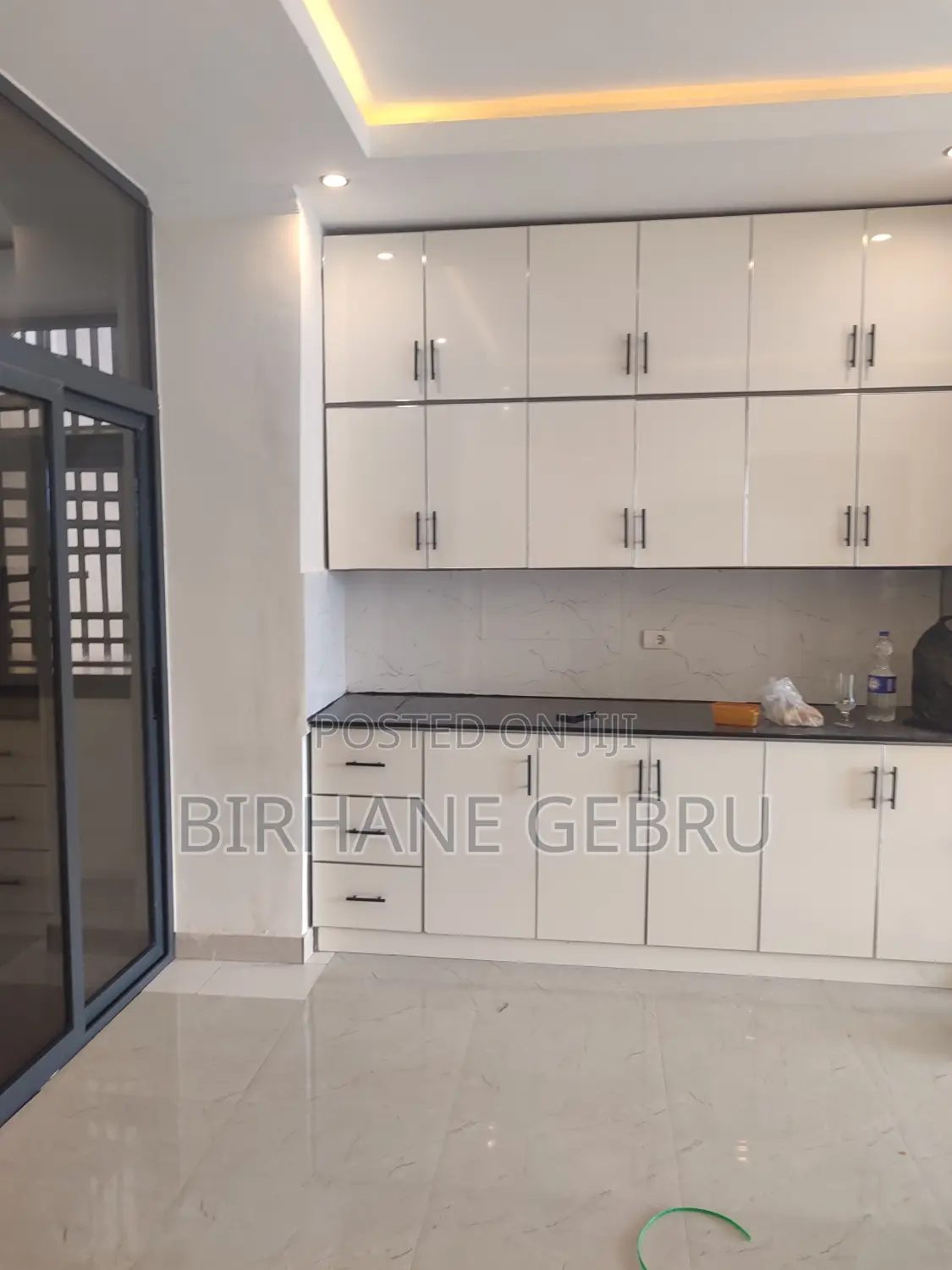 3bdrm Apartment in Real State, Bole for sale
