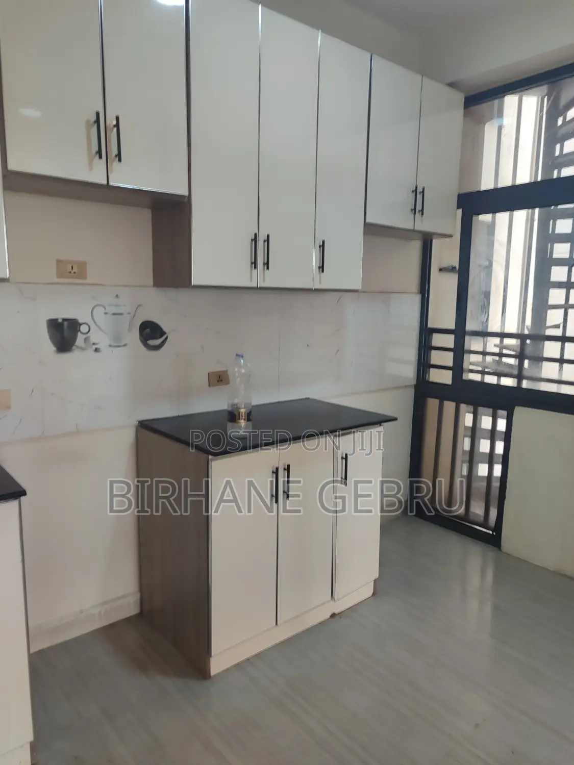 3bdrm Apartment in Real State, Bole for sale
