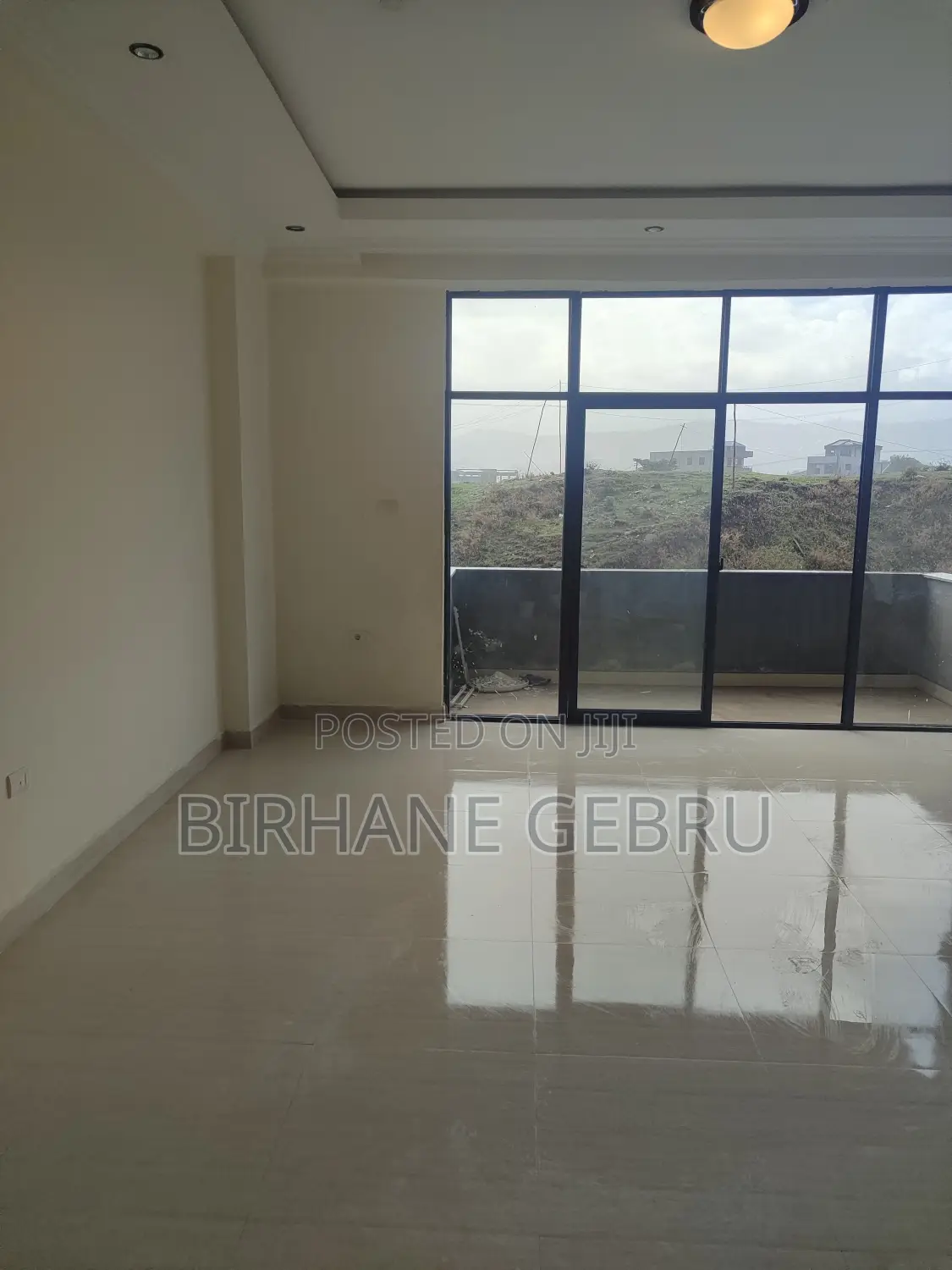 3bdrm Apartment in Real State, Bole for sale