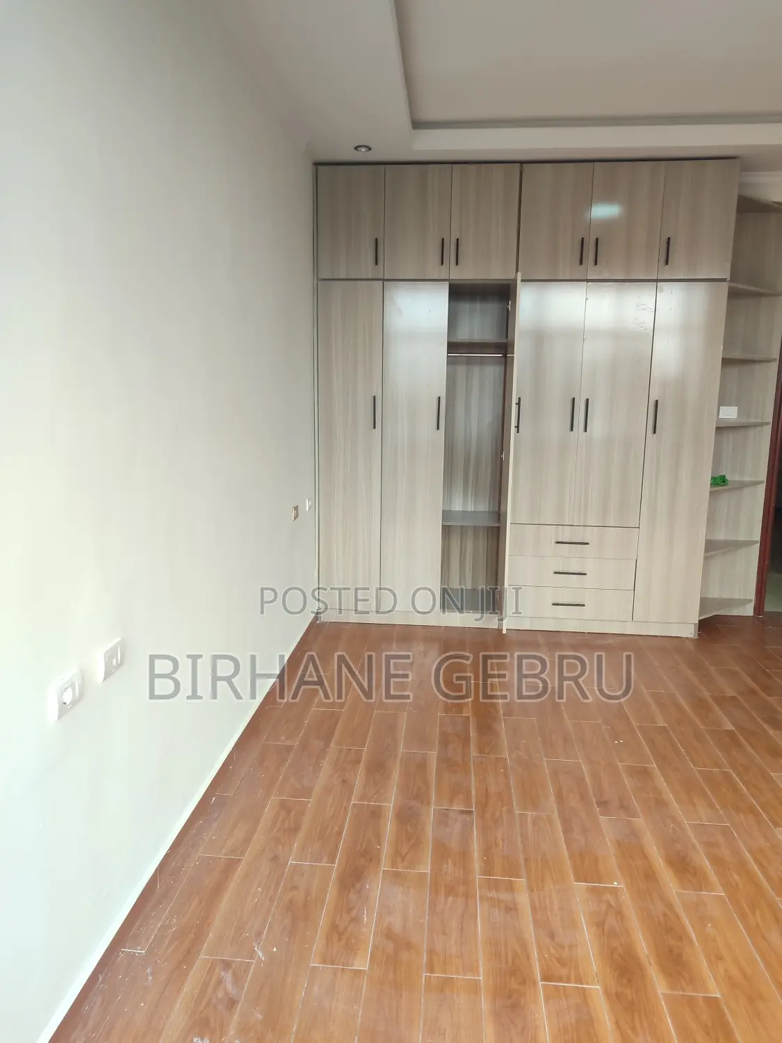 3bdrm Apartment in Real State, Bole for sale