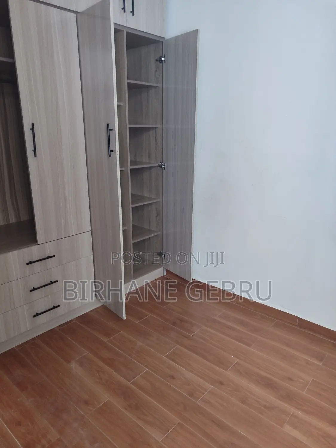 3bdrm Apartment in Real State, Bole for sale