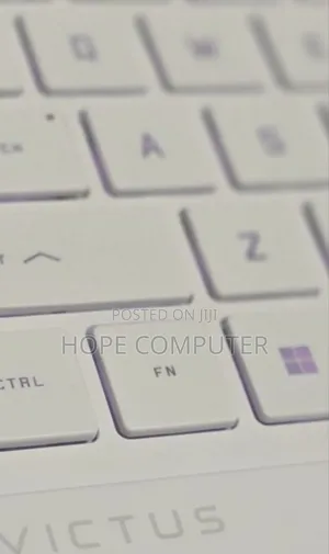 New Laptop HP Victus 16 16GB AMD Ryzen 7 SSD 1T