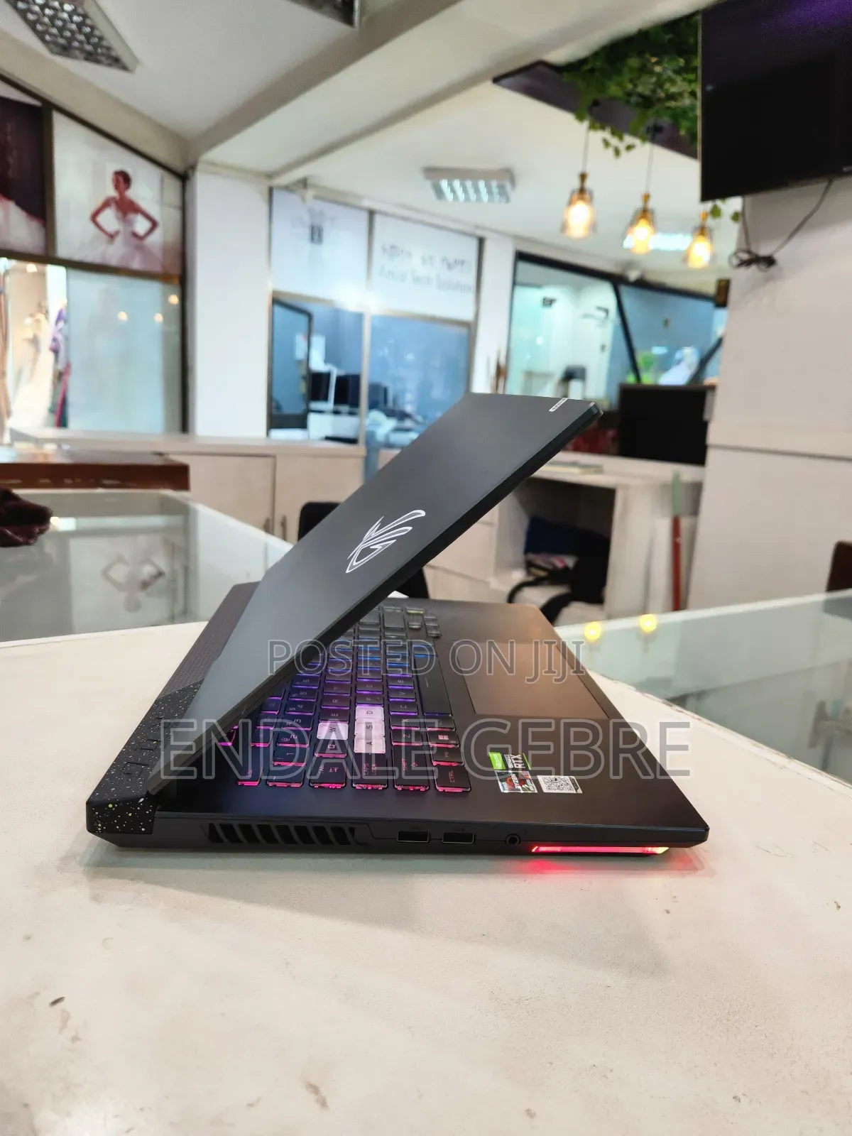 New Laptop Asus ROG Strix G15 16GB AMD Ryzen 9 SSD 512GB