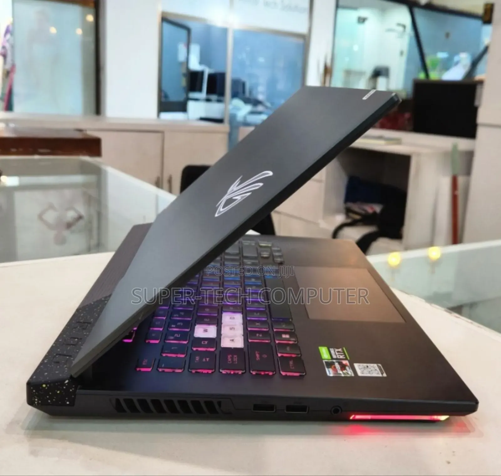 New Laptop Asus ROG Strix G15 16GB AMD Ryzen 9 SSD 512GB