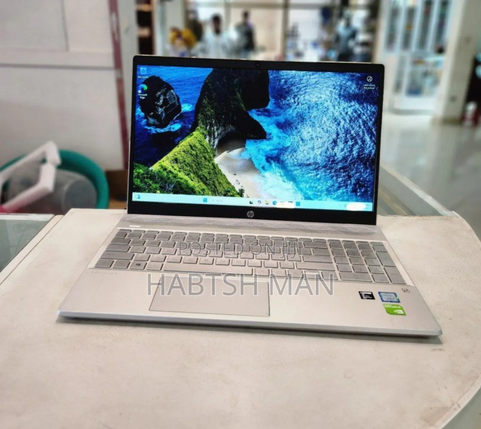 New Laptop HP Pavilion 15 8GB Intel Core I5 HDD+SSD 1T