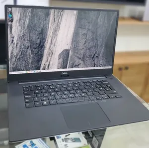 Photo - New Laptop Dell 32GB Intel Core I7 SSD 512GB