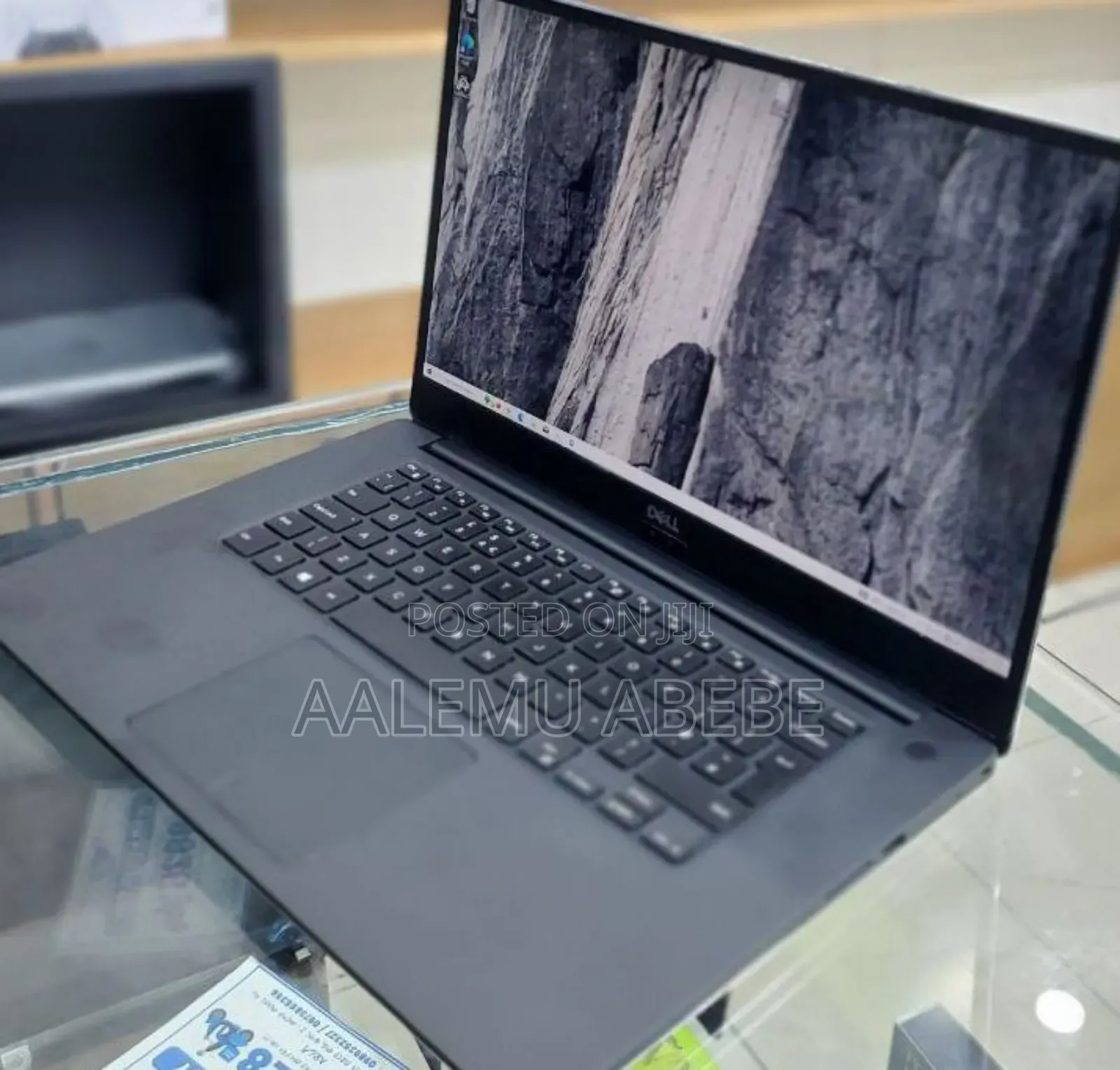 New Laptop Dell Precision 5540 32GB Intel Core I7 SSD 512GB