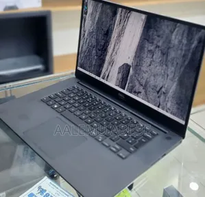 Photo - New Laptop Dell Precision 5540 32GB Intel Core I7 SSD 512GB