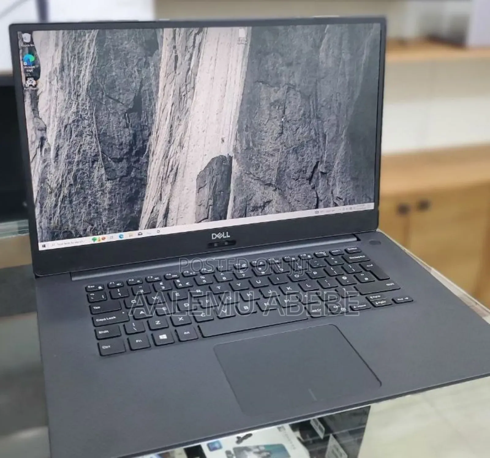 New Laptop Dell Precision 5540 32GB Intel Core I7 SSD 512GB