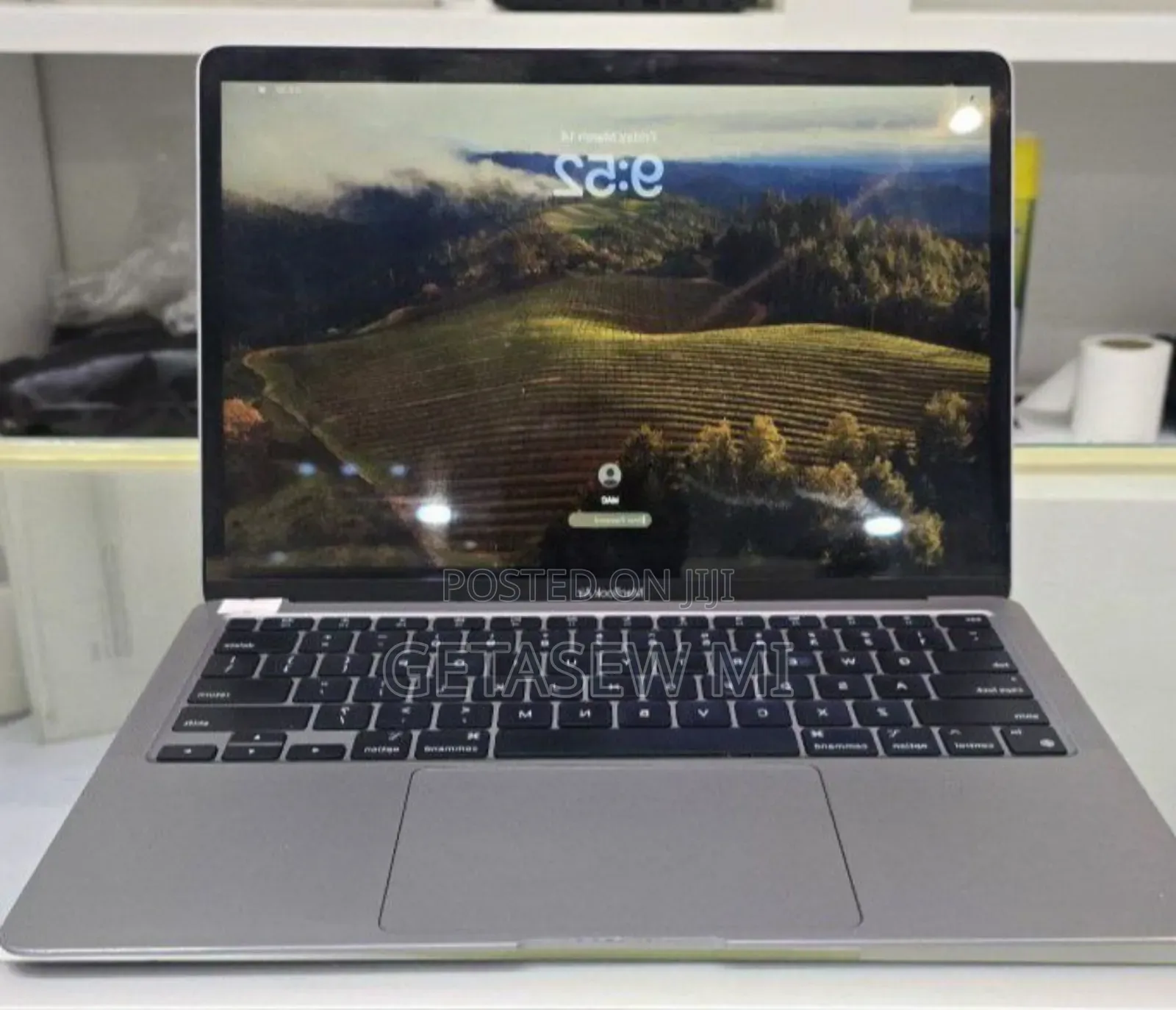 New Laptop Apple MacBook Air 2020 M1 8GB Apple M1 SSD 256GB