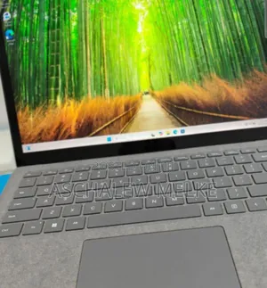 New Laptop Microsoft Surface 16GB Intel Core I7 SSD 512GB