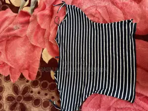 Italian Brand Bonda Used T-Shirt Small